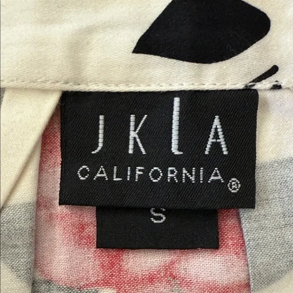 JKLA Floral PLEATED FULL Skirt - Black, White, and Pink - Picture 4 of 7